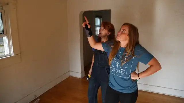 Smelly Shotgun House To Chic Downtown Home