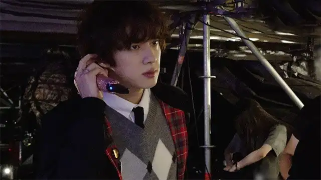진 (Jin) Coldplay Concert Special Performance Sketch - BTS (방탄소년단)