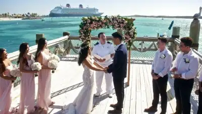 Disney's Fairy Tale Weddings: Holiday Magic 2