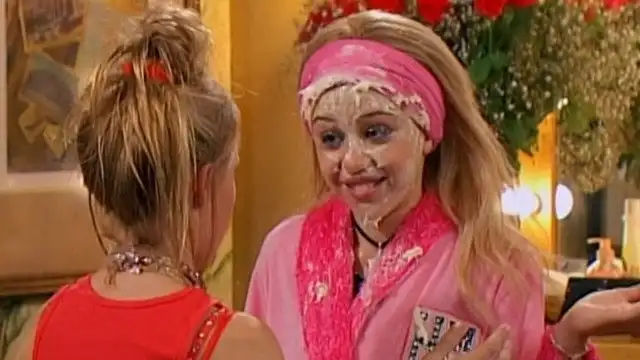 Lilly, Do You Want to Know a Secret?