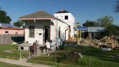New Orleans | Camelbacks, Bargeboard, and Toxic Mold