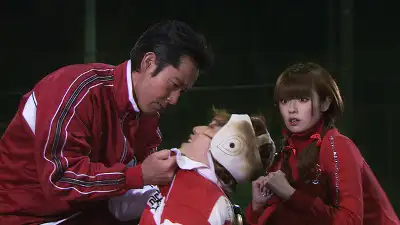The school campus' millionaire detective