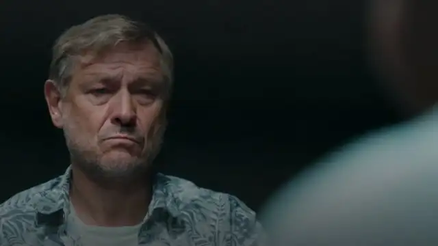 Murder in a Cuckoo's Nest (2)