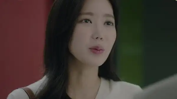 Hwan Tells Ye Ji to Move Out