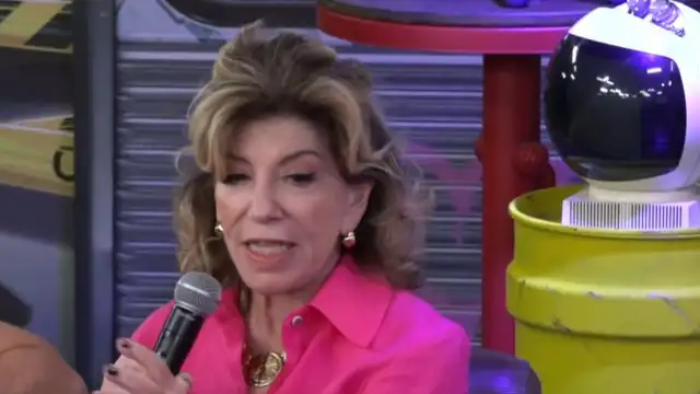 SILVIA POPPOVIC - PÂNICO - 08/03/23