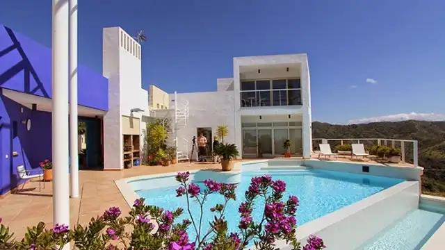Revisited: Malaga, Spain: Modernist Villa