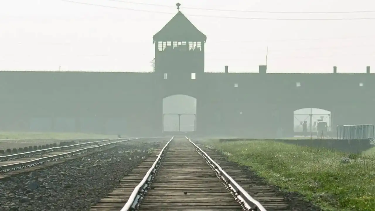 Shoah Special - Journey of No Return (Second Version of the Regular Episode of October 13, 2018)