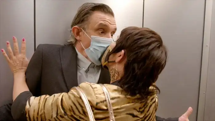 Ágata kissed Sergio