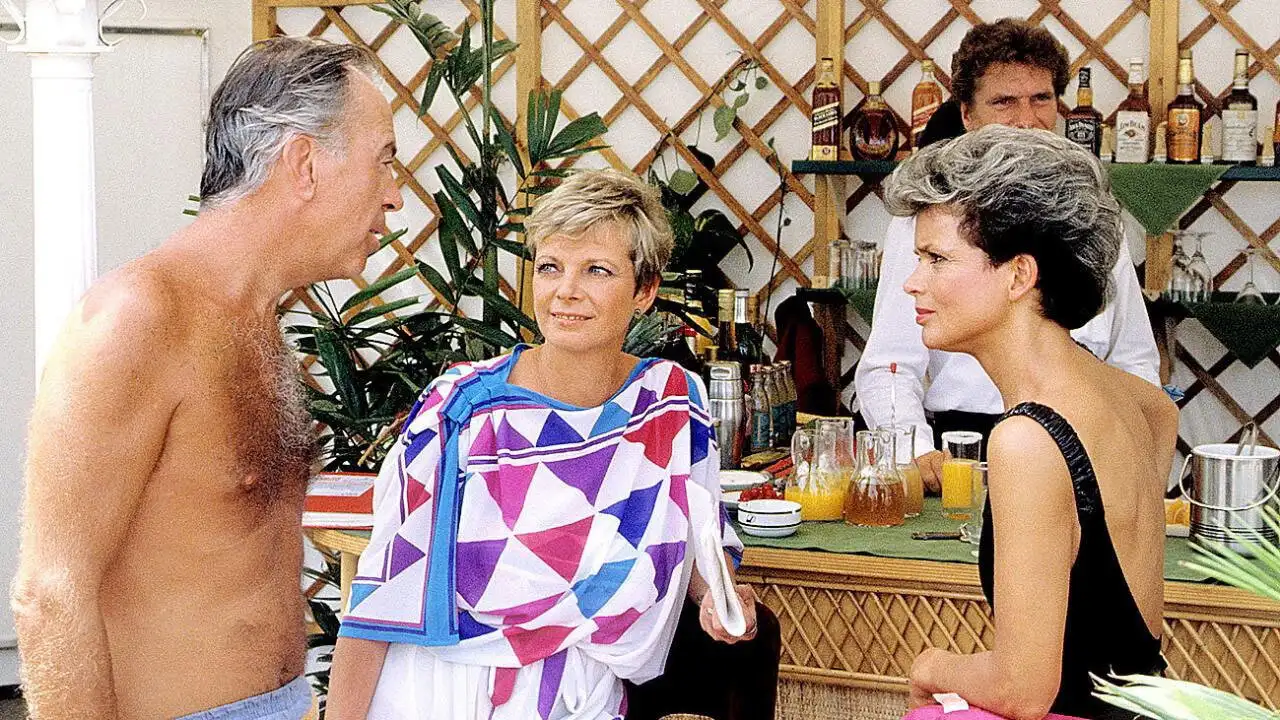 Das verpasste Schiff / Schneweißchen und Rosenrot/ Jana / Rhesusfaktor negativ (Thailand)