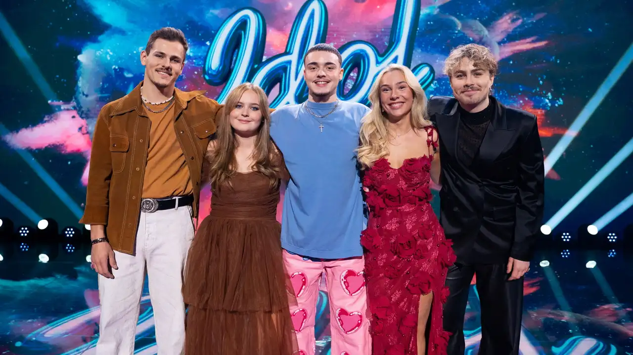 Saturday Final 8: My Hero + Viewers' Choice