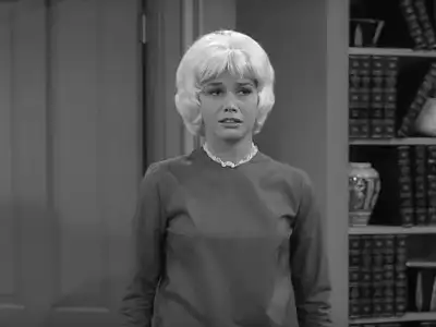The Cast Remembers My Blonde-Haired Brunette