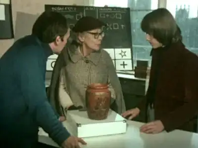 A Rift in Time, Part 1: Vase of Mystery
