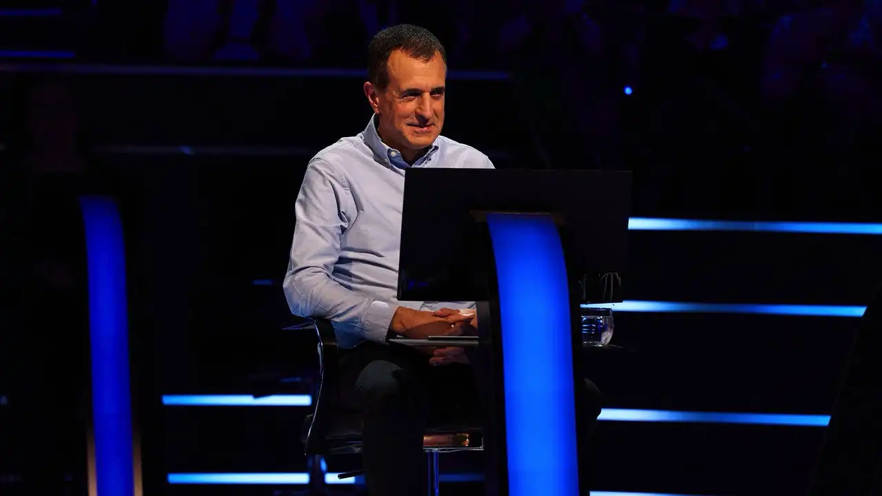 Sun 26th Apr 8pm