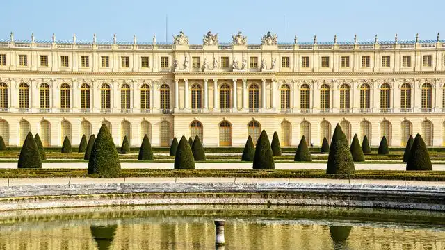 Versailles