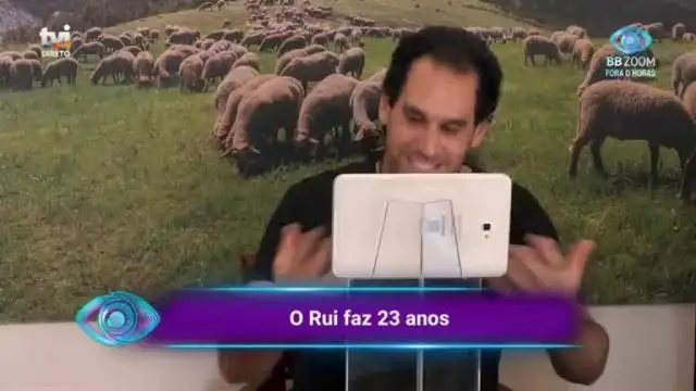 BB ZOOM: Extra 12