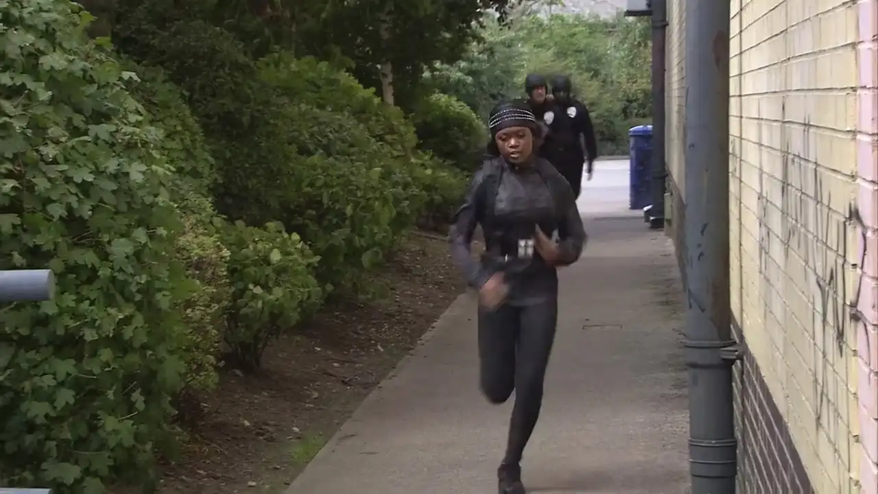 Run, Carrie Run!