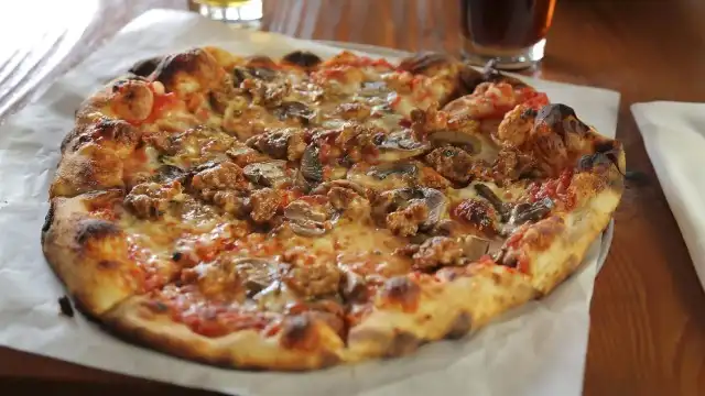 Italian, Hawaiian and More