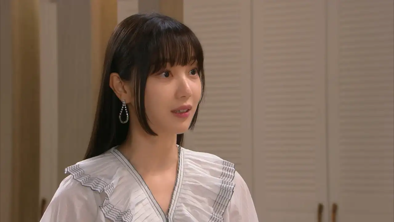 Seol-ah Runs Into Jin-ho