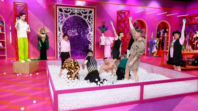 After the Race: Colorful Drag, Lucky Drag