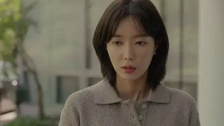 Ye Ji Feels Protected