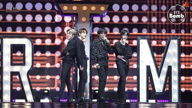 '보조개' Special Stage (Vocal line focus) @ 2020 GDA ‬