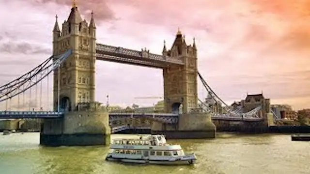 London: Mod and Trad