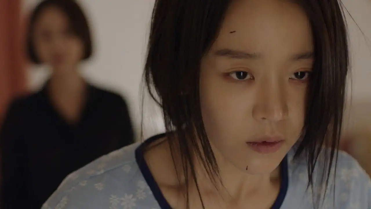 Yeon-seo Receives Cornea Donation