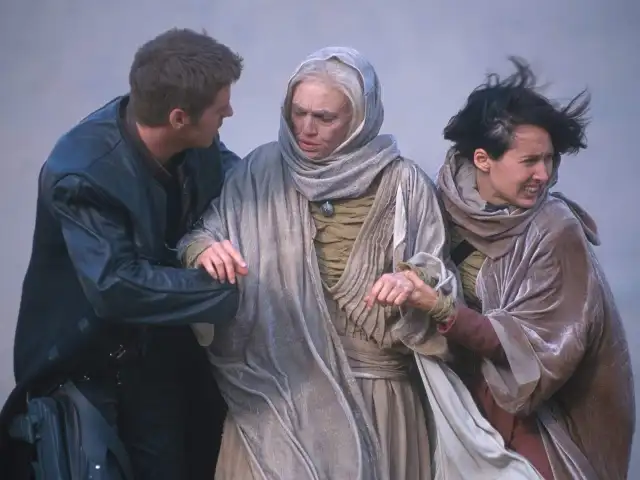The Locket Deleted Scene (S2)