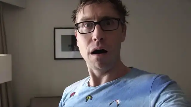 Russell Howard: Until the Wheels Come Off