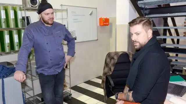 Episode 9