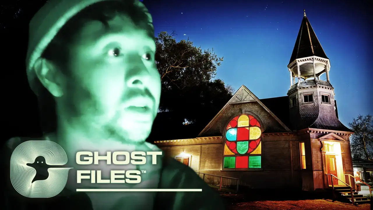 A Haunted Cul-De-Sac Stuck in Time (with Psychic Kelsi Davies)