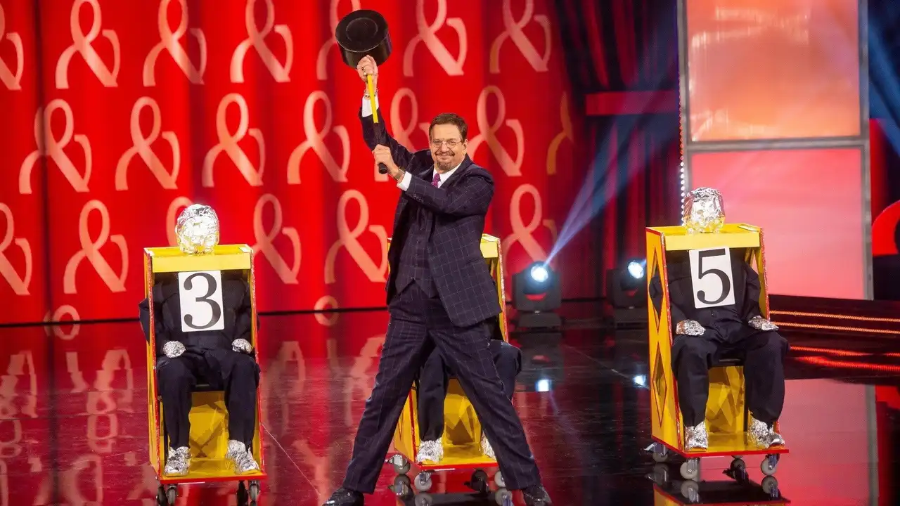 Teller Gets Whacked!