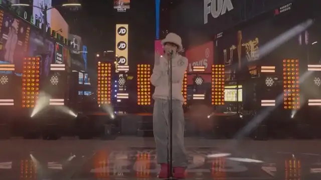 = (Equal Sign) & Chicken Noodle Soup & Butter (Holiday Remix) Stage CAM @ NYRE 2023