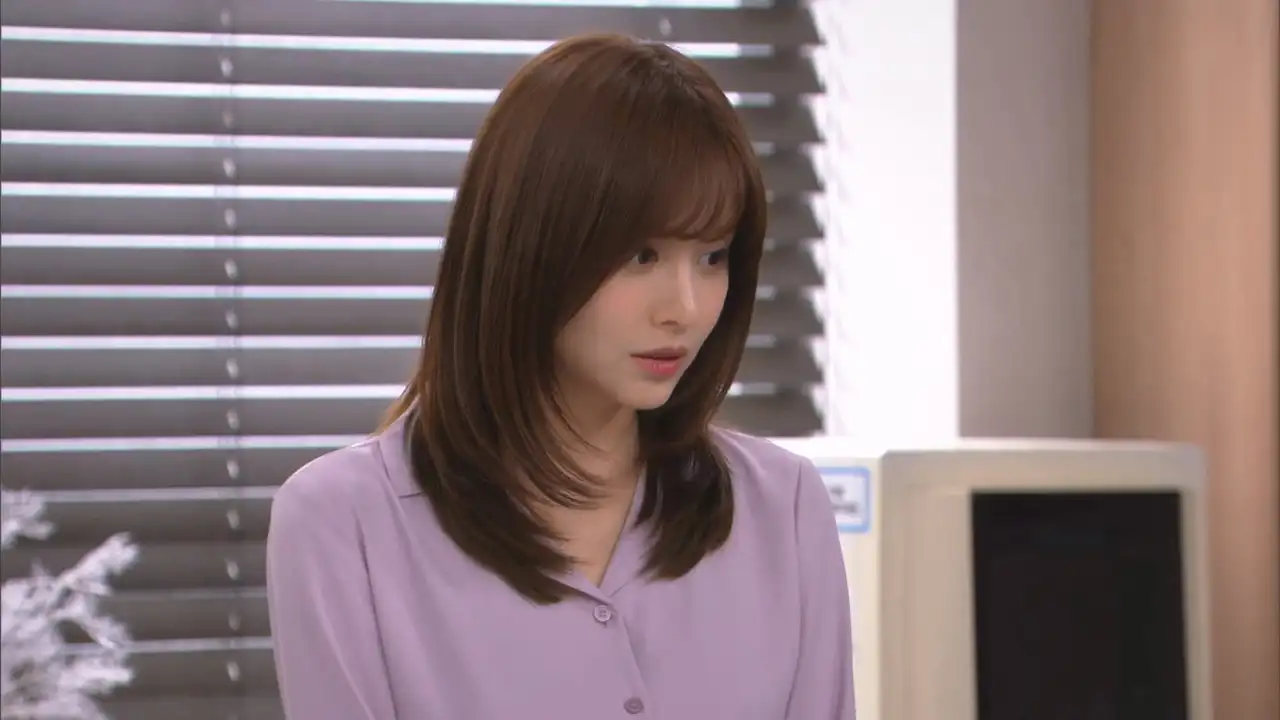 Woo-jin’s Old Phone