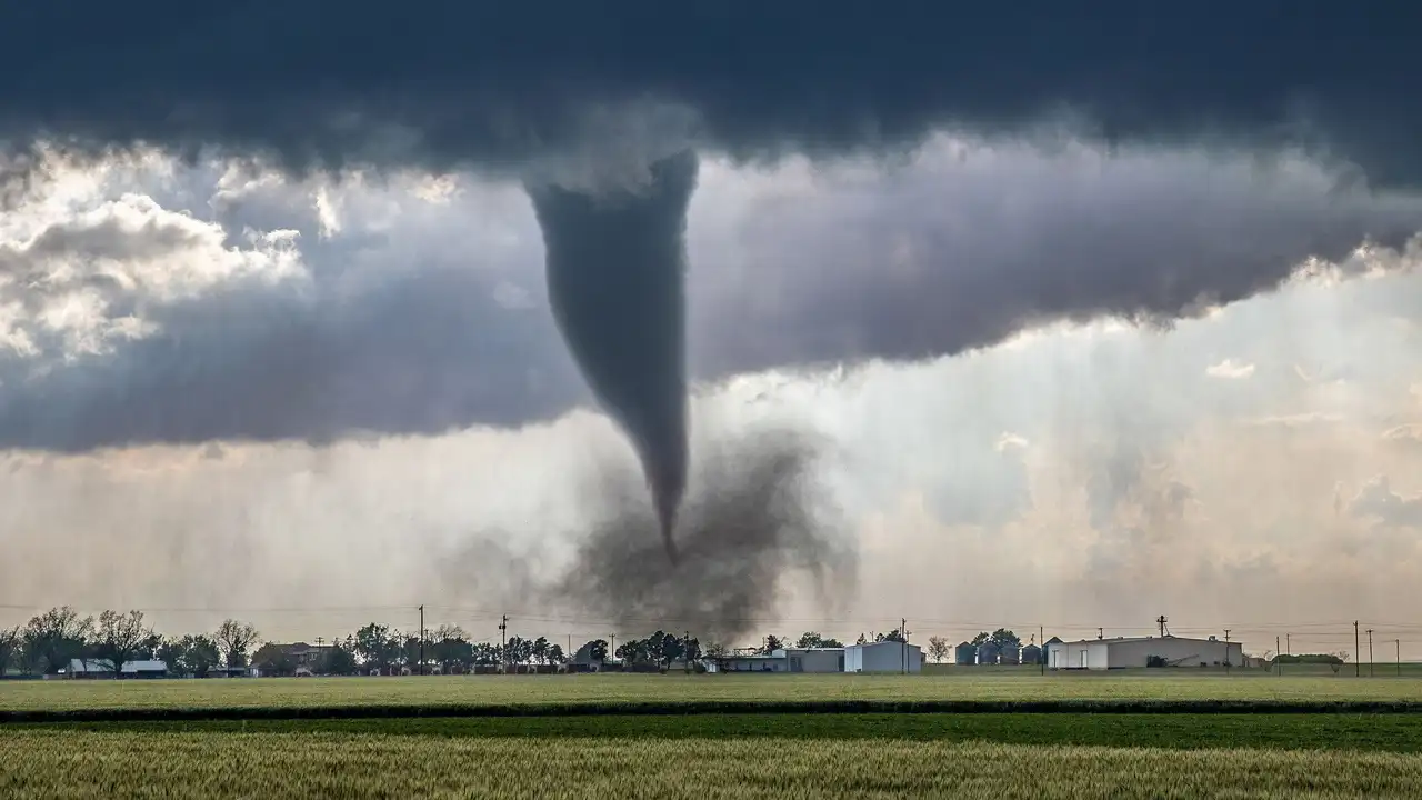 Tornado Torrent 2025