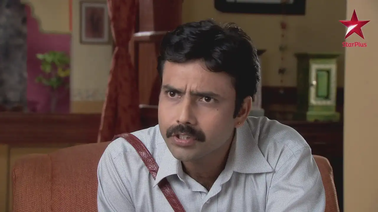 Sooraj tries to pacify Bhabho