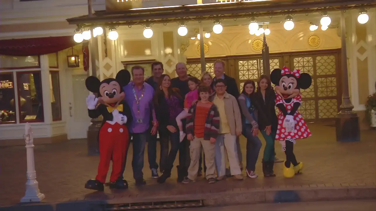 Modern Family Goes to the Disneyland Resort