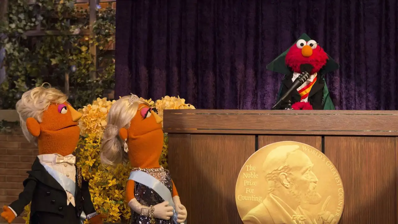 Elmo and Zoe's Hat Contest (repeat)