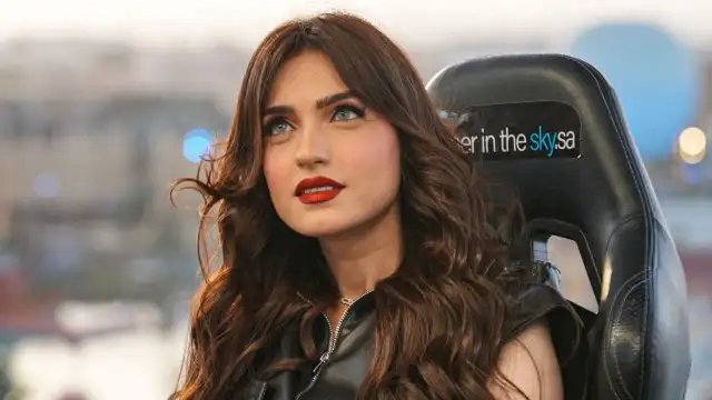 Yasmine Ezz