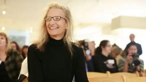 Annie Leibovitz: Life Through a Lens