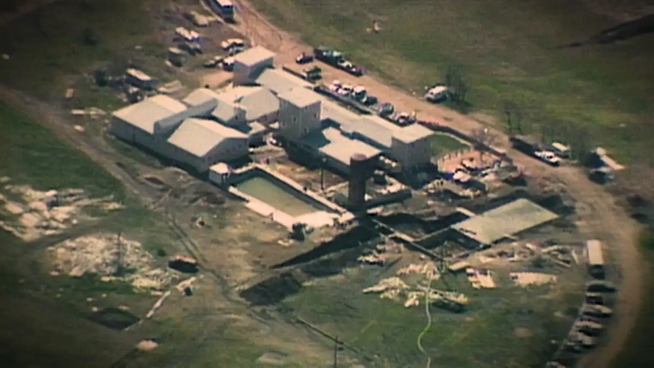 Waco Part 1: God, Guns and the Government