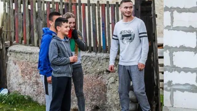 Familia Vuzdugan, Petrosani, Hunedoara