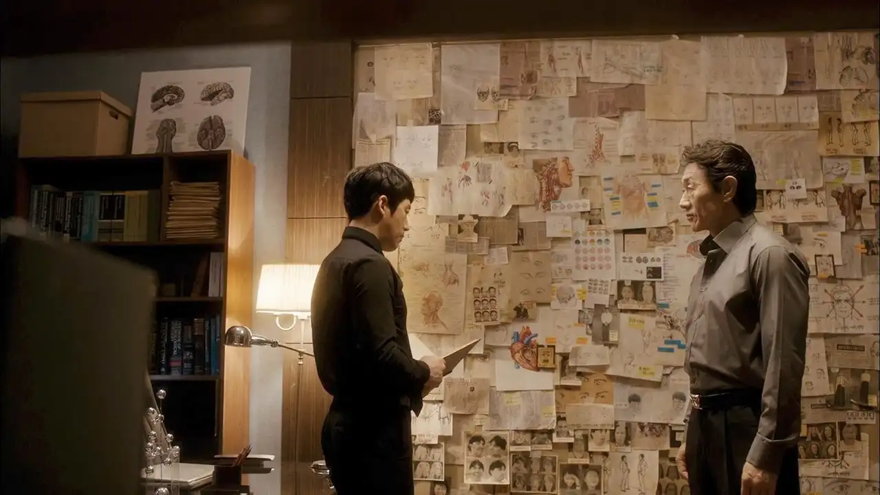 Dr. Lee Is the Only One Who Can Save Him