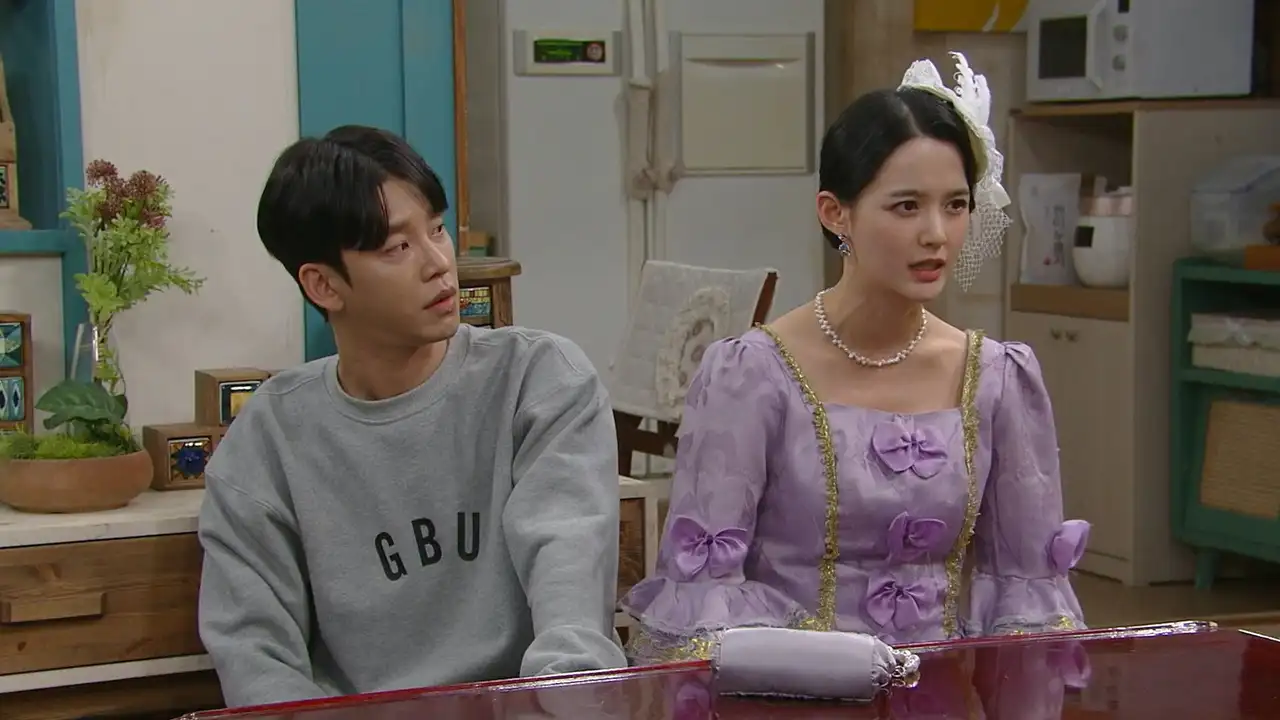 Myung Hee Is Cornered