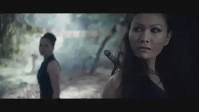 Kitana and Mileena Arrive at the Tournament