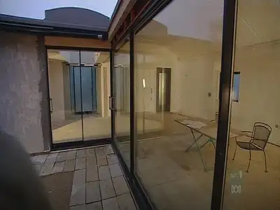 Maidstone: The Hi Tech Bungalow