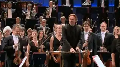 The Philharmonia Play Ravel and Arvo Part