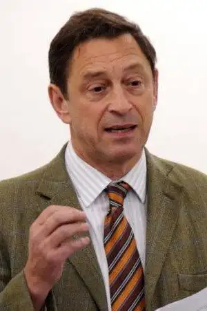 Guy Standing