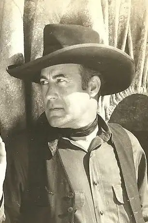 Carl Mathews