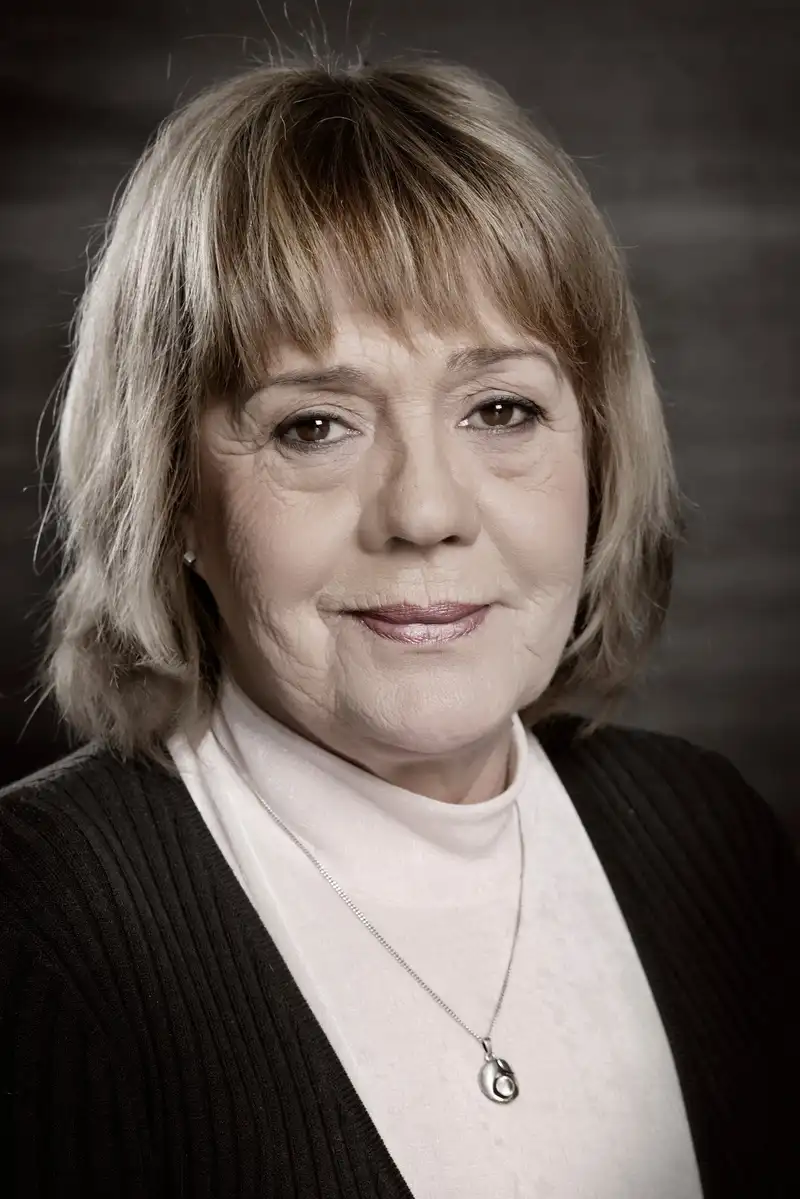 Mari Lill